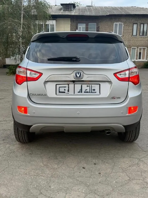 Продам changan cs 35 2014г. (японский классический автомат) 1,6 бензин пробег 140 000 км без дтп двигатель работает ровно, масло, фильтра поменяны. коробка работает в штатном режиме. просторный, высокий и комфортный автомобиль. максимальная комплектация! - парктроники - мультимедиа - кожаный салон и многое другое цена 850 000 рублей. торг! более подробно отвечу по телефону +7 (949) 716-21-73 📞 звоните: +7(949)7162173 - фотография - 10