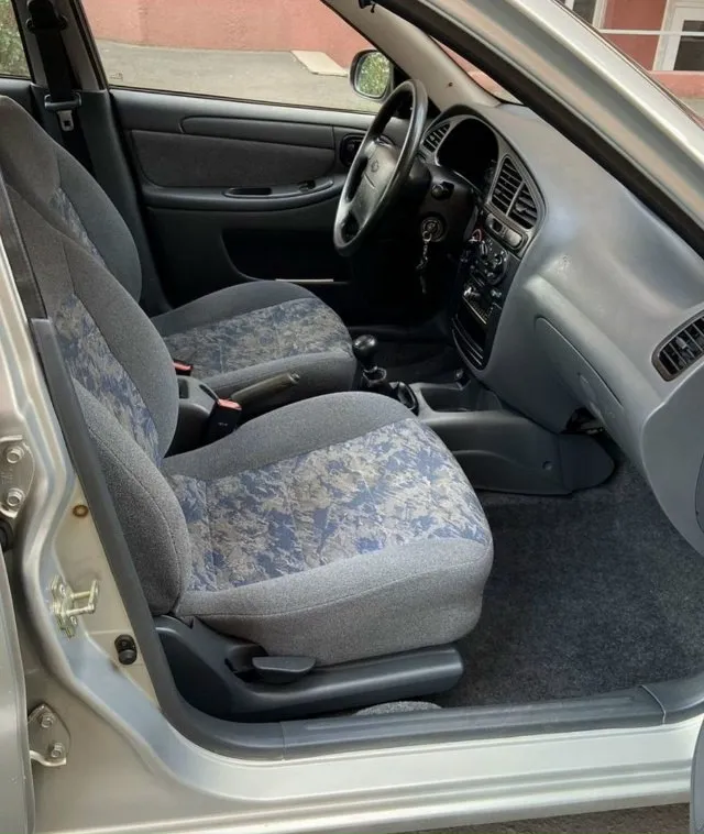 Продам ! ланос - chevrolet 1.5 дв. год 2008 / пробег 157 родного ! есть гур-кондей _ подушка безопасности электро _подемники / сигналка центральный замок, 2 ключа _есть газовое оборудывание евро 4 / лежит в гараже кому нада от дам )! резина зима проктически новая / машина реально уходина геометрия вся родная - любые проверки / в семье 4 года не когда не подводила в любое время года! цена 345 руб ( +79496585210) телеграм на 📞 звоните: +7(949)6585210 - фотография - 5