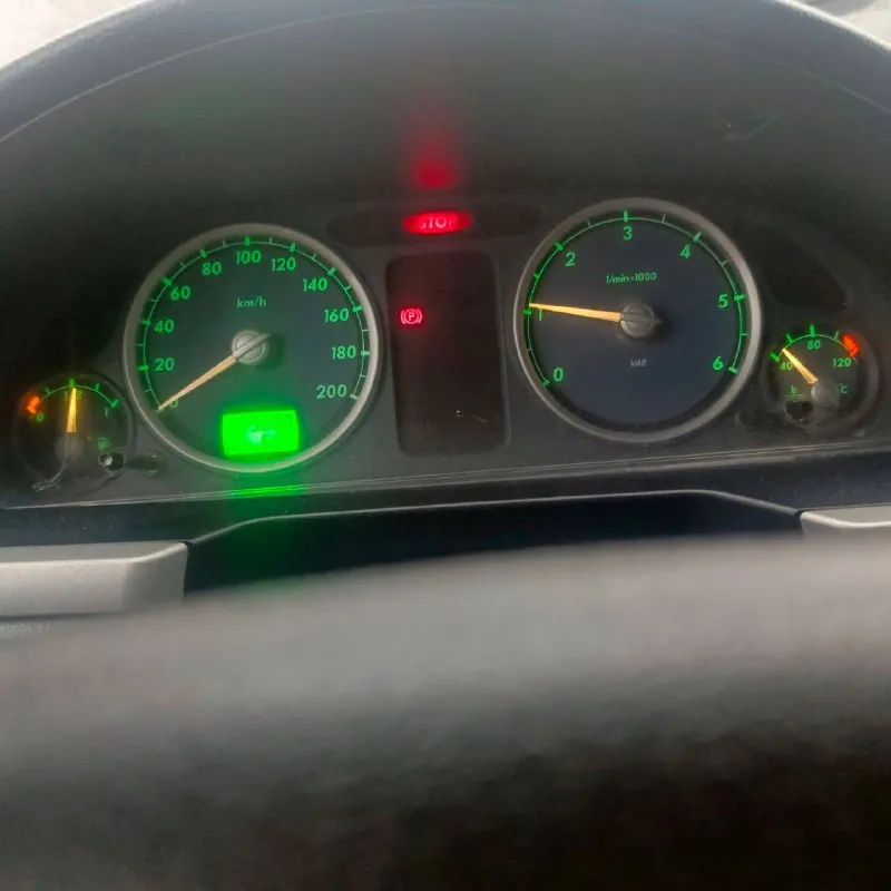 В продаже газель 3302. (бизнес) с гидроусилителем руля! 2013гв. пробег 110 000км. газ/бензин. (вписан в птс) в родной краске. не гнилая. рама целая. не варилась. двигатель 2.9 только после капиталки!!!! по салону чистая и ухоженная! новая резина! новый пластиковый капот! новый аккумулятор! также заменены шкворня! на данный момент не требует никаких вложений. документы в порядке. юридически чистая. автомобиль в донецке (кировский район) цена 920 000р. торг возле автомобиля. +79491452569 вадим 📲 tg: @july_prosmm 📞 звоните: +7(949)1452569 - фотография - 5