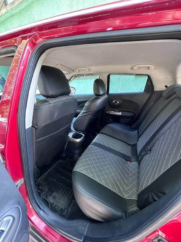 Продам nissan juke 2012 год 1,6. отличная машина, легко управлять. 159000 км пробега. я владелец, полное переоформление в мрэо. и вариатор обслуживаются вовремя - работают идеально. за время эксплуатации автомобиля не произошло ни одного дтп. богатая комплектация: климат -контроль, подогрев сидений, подогрев зеркал, ухоженный салон. состояние идеальное. два комплекта резины, два ключа. цена 1м 200 тысяч рублей. +79493644129 территориально в горловке, сможем привезти на осмотр в другой город. 📲 tg: @dariapeeva 📞 звоните: +7(949)3644129 - фотография - 7