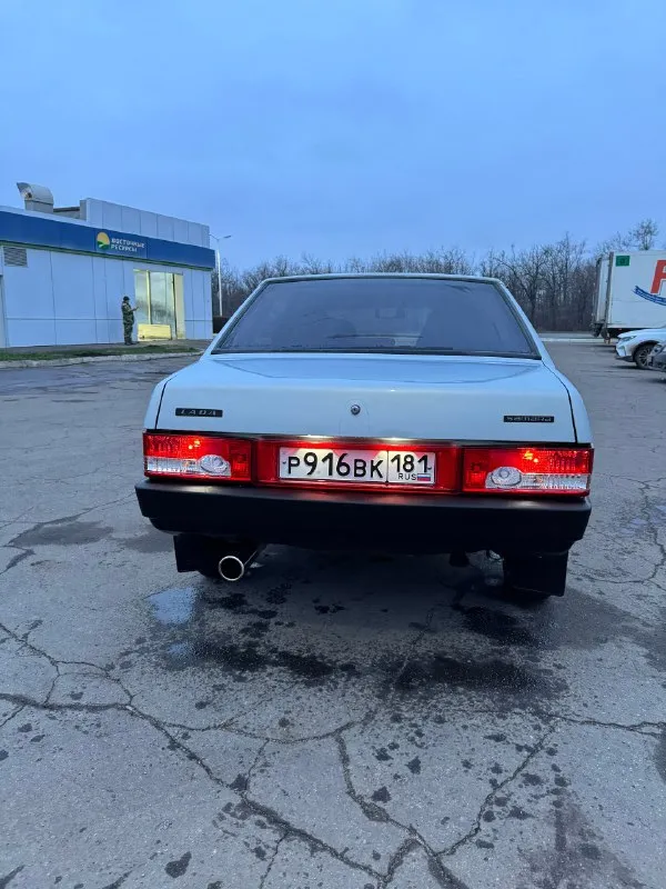 Ваз 21099-инжектор,2005г газ-бензин, пропан-вписан цена 350 тыс. руб. торг двигатель не дымит, не троит, тянет очень хорошо. коробка отлично, не хрустит, не выбивает. дно целое, без дыр и гнили. ходовка хорошая,2 комплекта резины. по электрике все исправно музыка, центральный замок, вся в шумке. машина обслужена, каждый день на ходу ! запускается с пол оборота. просто сел и поехал. чистый, аккуратный салон. печка работает. стоят стеклоподъемники. документы чистые, полное переоформление! машина местная 181 +79592225975 📞 звоните: +7(959)2225975 - фотография - 5