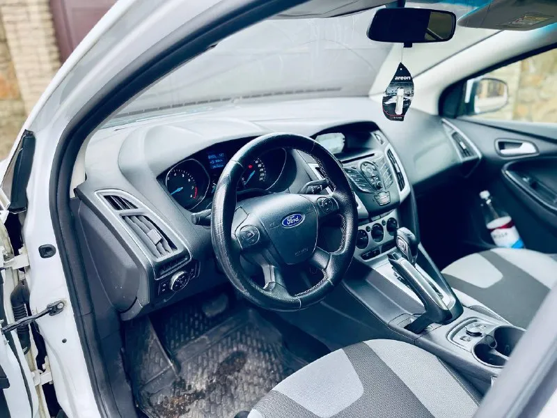 Продам автомобиль ford focus 3 (рестайлинг) 2012год 2.0 бенз. автомобиль в отличном состоянии(сел и поехал). работает отлично масло не есть, не дымит, не троит. коробка работает ровно без тычков и пинков. побег 215.ооокм. кузов в отличном состоянии без рыжиков и ржавчин. по ходовой нареканий нет. автомобиль полностью обслужен. цена:65о. ооо₽ торг уместен. проверка на любом вашем сто. возможен обмен. 📞+7 949 531-23-51📞 📞 звоните: +7(949)5312351 - фотография - 8