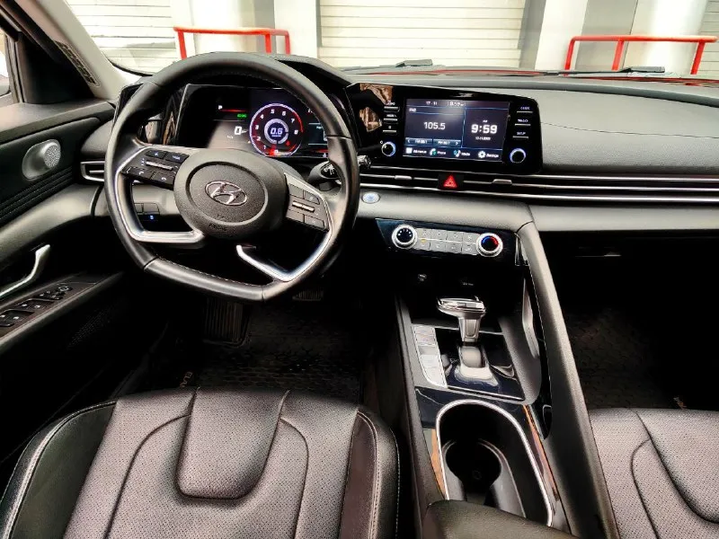 Hyundai elantra год выпуска - 2021 мотор - 1.5 бензин пробег - 75 тыс. км цена - 1 650 000 по птс я первый владелец автомобиль не битый, ни один болт не крутился. безопасность целая, стёкла родные. любые проверки на любом выбранном вами сто за ваш счёт. машина без юридических проблем, без запретов регистрационных действий, без арестов, штрафов, документы чистые. присутствую в мрэо при переоформлении. осмотр донецк только продажа. обмен не интересует. все вопросы по телефону +79493828233, телеграмм на этом же номере - фотография - 7