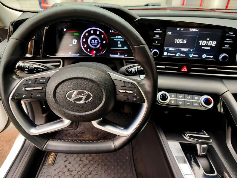 Hyundai elantra год выпуска - 2021 мотор - 1.5 бензин пробег - 75 тыс. км цена - 1 650 000 по птс я первый владелец автомобиль не битый, ни один болт не крутился. безопасность целая, стёкла родные. любые проверки на любом выбранном вами сто за ваш счёт. машина без юридических проблем, без запретов регистрационных действий, без арестов, штрафов, документы чистые. присутствую в мрэо при переоформлении. осмотр донецк только продажа. обмен не интересует. все вопросы по телефону +79493828233, телеграмм на этом же номере - фотография - 8