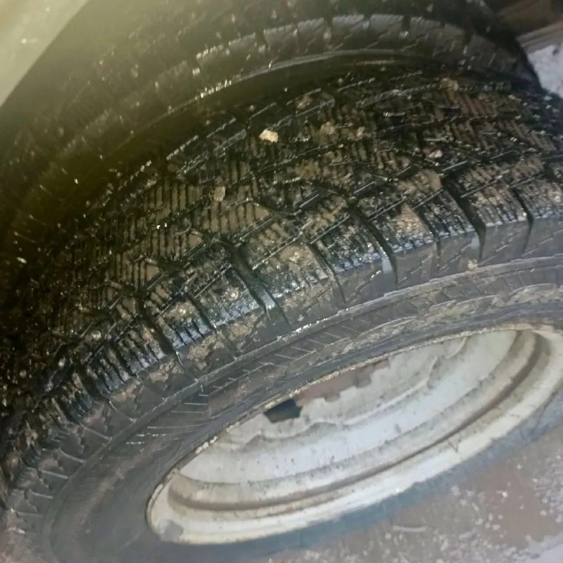 В продаже газель 3302. (бизнес) с гидроусилителем руля! 2013гв. пробег 110 000км. газ/бензин. (вписан в птс) в родной краске. не гнилая. рама целая. не варилась. двигатель 2.9 только после капиталки!!!! по салону чистая и ухоженная! новая резина! новый пластиковый капот! новый аккумулятор! также заменены шкворня! на данный момент не требует никаких вложений. документы в порядке. юридически чистая. автомобиль в донецке (кировский район) цена 920 000р. торг возле автомобиля. +79491452569 вадим. - фотография - 6