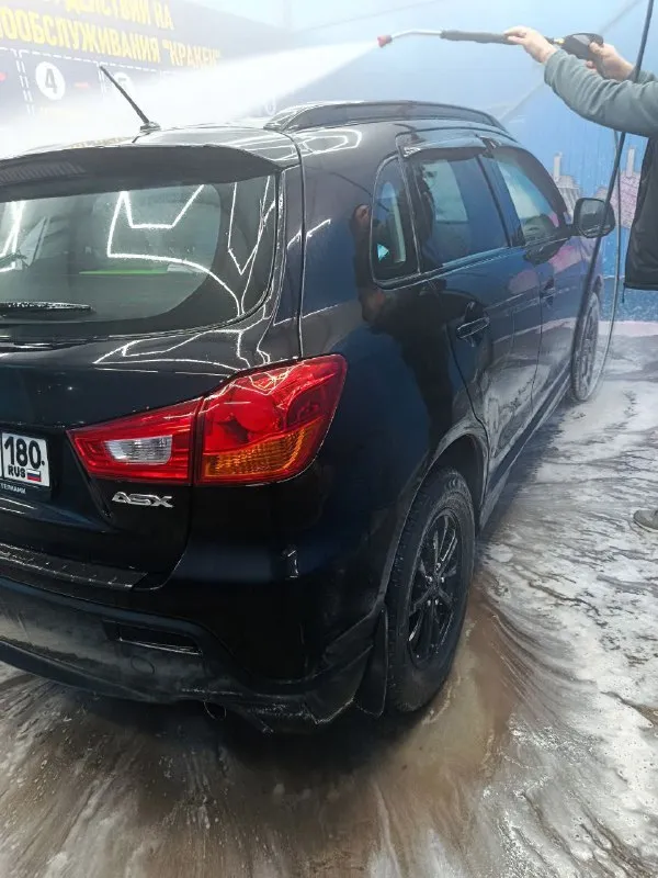 Mitsubishi asx🔴 японский кроссовер 2⃣0⃣1⃣3⃣с механической коробкой передач, передний привод, двигатель 1,6 л. , 116 л/с. оригинальный пробег 203455 ✅ комплектация: стеклоподъемники передние и задние, электро-регулировка зеркал, обогрев сидений, литые легкосплавные диски на зимней шиповоной резине. надежный и экономичный автомобиль для повседневной езды. расход от 6 л100 км круиз контроль, секретка для угона авто, мультимедийный экран, хорошая мультимедийная акустика. состояние на 4+ ходовая в круг новая, двигатель без нареканий, коробка без проблем. по кузову нужно приложить руки, машина после арт-обстрела, важные части кузова были заменены, нужно покрасить. по электрике все работает, кроме ремней безопасности, их нужно разблокировать, и заменить одну подушку безопасности, последствия обстрела. все косяки покажем, расскажем, ничего не скрываем. на просмотры в соседние города не катаюсь. продажа в городе донецк. цена:950 000 + торг так же возможен обмен в обе стороны. телефон для связи: +79494835279 - фотография - 10