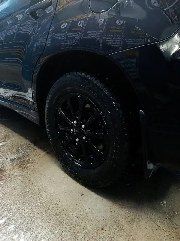 Mitsubishi asx🔴 японский кроссовер 2⃣0⃣1⃣3⃣с механической коробкой передач, передний привод, двигатель 1,6 л. , 116 л/с. оригинальный пробег 203455 ✅ комплектация: стеклоподъемники передние и задние, электро-регулировка зеркал, обогрев сидений, литые легкосплавные диски на зимней шиповоной резине. надежный и экономичный автомобиль для повседневной езды. расход от 6 л100 км круиз контроль, секретка для угона авто, мультимедийный экран, хорошая мультимедийная акустика. состояние на 4+ ходовая в круг новая, двигатель без нареканий, коробка без проблем. по кузову нужно приложить руки, машина после арт-обстрела, важные части кузова были заменены, нужно покрасить. по электрике все работает, кроме ремней безопасности, их нужно разблокировать, и заменить одну подушку безопасности, последствия обстрела. все косяки покажем, расскажем, ничего не скрываем. на просмотры в соседние города не катаюсь. продажа в городе донецк. цена:950 000 + торг так же возможен обмен в обе стороны. телефон для связи: +79494835279 - фотография - 3