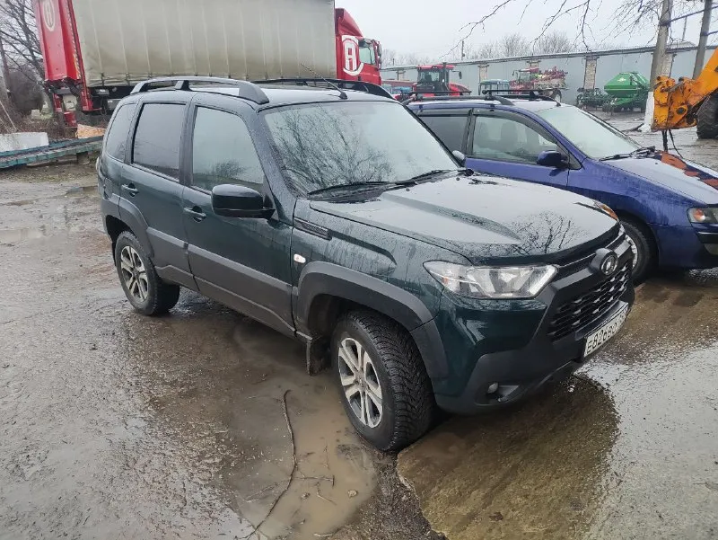 Днр цена - 1.050.000₽ телефон +7949-346-97-08 марка - нива тревел год выпуска - 2023 привод - полный... - фотография