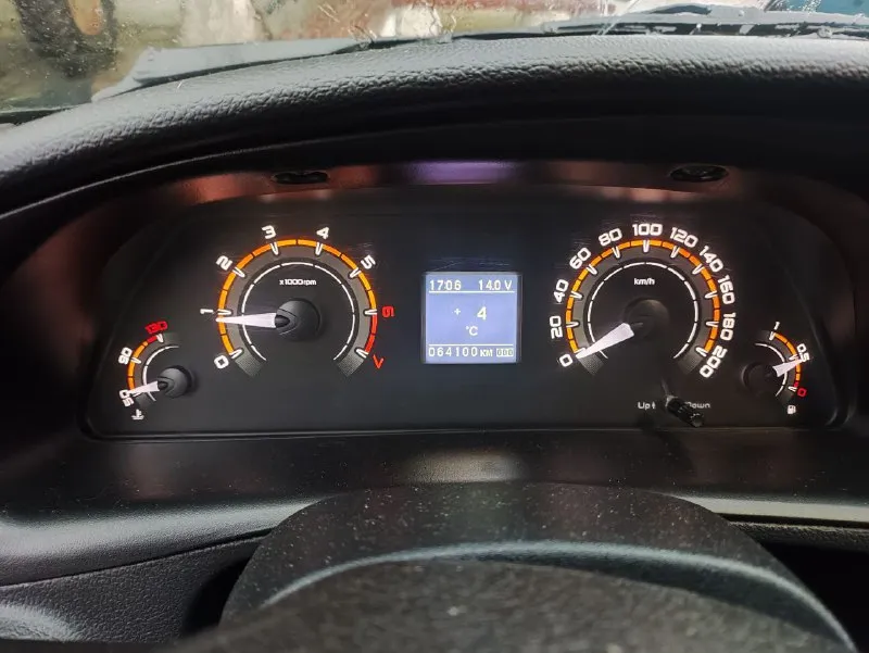 Днр цена - 1.050.000₽ телефон +7949-346-97-08 марка - нива тревел год выпуска - 2023 привод - полный пробег - 64000 км # - работает идеально без задиров! без каких либо звуков и шумов, как на холодную так и на горячую! коробка - работает идеально! автомобиль полностью обслужен! комплектации богатая - заводской большой монитор с навигацией и bluetooth. подогрев передних сидений. кожаный салон. круиз контроль. заводские диски r 16. электро-подогрев лобового стекла. подогрев зеркал. камера заднего вида. музыка. регулировка водительского сидения по высоте и поясничного отдела. кондиционер. авс. 2 комплекта резины. звоните в любое время, если не доступен звоните еще раз связь плохая! 📞 +7(949)346-97-08 📲 tg: сергей 📞 +7(949)3469708 📲 tg: сергей 📞 звоните: +7(949)3469708 - фотография - 6