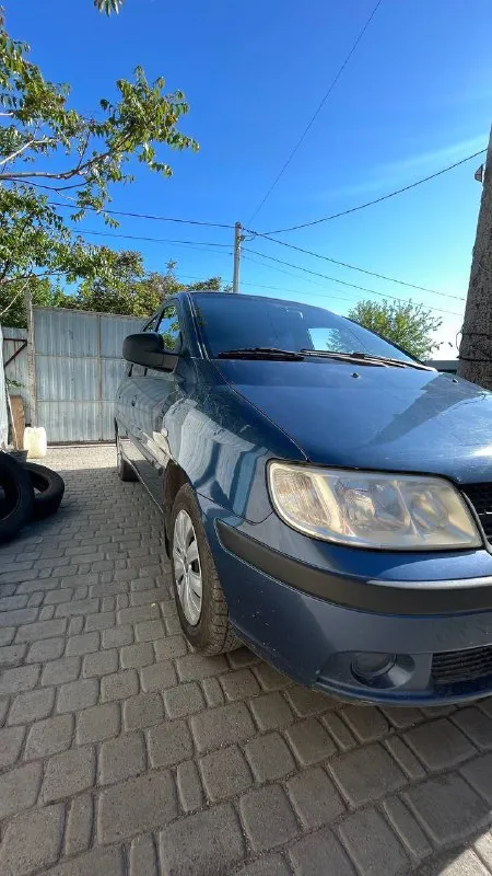 Отличный вариант для семьи! hyundai matrix · полная комплектация: 4 электростеклоподъемника, электропривод зеркал. кондеционер · отличное техническое состояние: все жидкости и расходники заменены. авто полностью обслужено и готово к поездке. сел и поехал! · чистые документы: птс и стс продажа от собственника •кузов в отличном состоянии. общая информация: · год выпуска: 2008 · объем двигателя: 1.6 л · кпп: механика · пробег: 220 · цена: 540 000 руб. / возможен обоснованный торг автомобиль находится в г. мариуполь. звоните, чтобы посмотреть машину и договориться о встрече: станислав +7 993 359-74-36 +7 949 729-89-81 📲 tg: @nik_to7 📞 звоните: +7(949)7298981 - фотография - 2