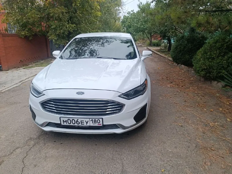 Ford fusion гибрид 2019 года, бесключевой доступ, адаптивный круиз контроль, датчики столкновения, с... - фотография
