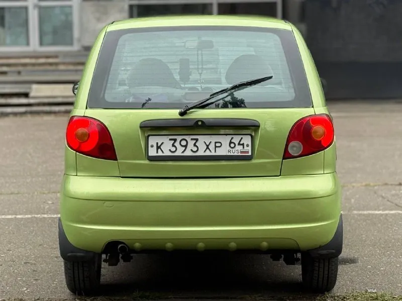 ❗❗❗ срочная продажа авто внимание коробка автомат в продаже ⚡⚡⚡daewo matiz⚡⚡⚡ машина в идеальном состоянии просто 💥💨💯 объем 0.8 кпп автомат полностью исправная ходовая авто без вложений в идеальном состоянии ни гнили ни ржи и без намёков на это авто 2005 года хорошая комплектация салон аккуратный и опрятный все что должно работать работает электростеклоподъемники обогрев заднего стекла хорошая магнитола гур кондиционер работает пробег 128.000 родной двигатель шепчет 🫀 звонить по номеру +79514997205 +79495608789 цена 355.000 в комплекте с зимней резиной город донецк хороший торг реальным покупателям полное переоформление в мрэо связь тг, ватсап +79495608789 +79514997205 📞 звоните: +7(949)5608789 - фотография - 5