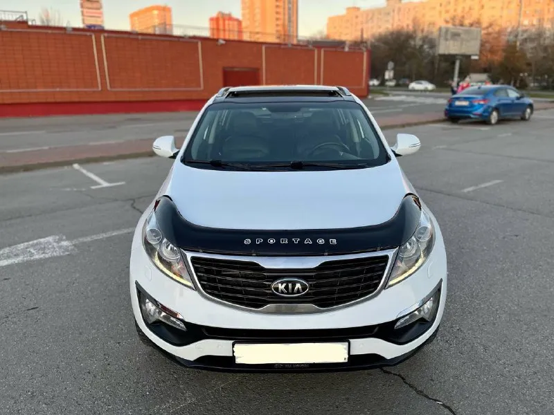 Kia sportage продам kia sportag premium год: 2011 тип кпп: автоматическая пробег: 157.000 комплектация максимальная! привод полный # -2.0 бензин стекла все родные ! продам свой личный автомобиль в отличнейшем состоянии, авто обслужена для себя! все ключи, брелки все комплектное ! установлен авто запуск ! 2 комплекта резины зима лето ! согласен на любые проверки комплектация самая полная для данного автомобиля вплоть до авто парковки понарамы и штатного ксенона, обслужена полностью, масла фильтра все поменяно 2т. с км назад полный привод в новом состоянии. много писать что делал и какая комплектация! местный учет 180! доки все оригинал территориально нахожусь г. донецк цена: 1.450.000.торг +79495905326 📲 tg: sss$ 📞 +7(949)5905326 📲 tg: sss$ 📞 звоните: +7(949)5905326 - фотография - 2