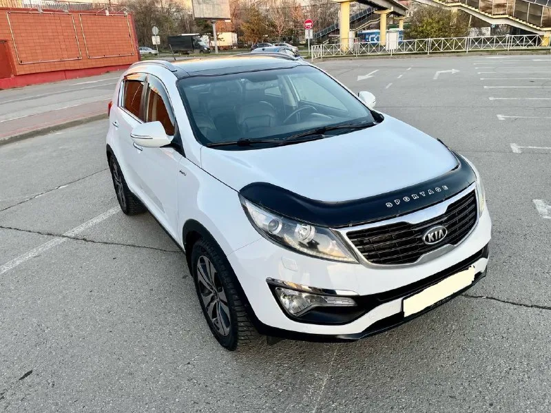 Kia sportage продам kia sportag premium год: 2011 тип кпп: автоматическая пробег: 157.000 комплектация максимальная! привод полный # -2.0 бензин стекла все родные ! продам свой личный автомобиль в отличнейшем состоянии, авто обслужена для себя! все ключи, брелки все комплектное ! установлен авто запуск ! 2 комплекта резины зима лето ! согласен на любые проверки комплектация самая полная для данного автомобиля вплоть до авто парковки понарамы и штатного ксенона, обслужена полностью, масла фильтра все поменяно 2т. с км назад полный привод в новом состоянии. много писать что делал и какая комплектация! местный учет 180! доки все оригинал территориально нахожусь г. донецк цена: 1.450.000.торг +79495905326 📲 tg: sss$ 📞 +7(949)5905326 📲 tg: sss$ 📞 звоните: +7(949)5905326 - фотография - 3