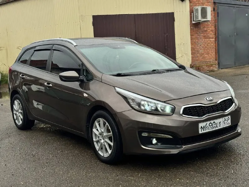 Продаю kia ceed универсал в отличном состоянии! год: 2017 мотор: 1.6 коробка: автомат пробег: 160.00... - фотография