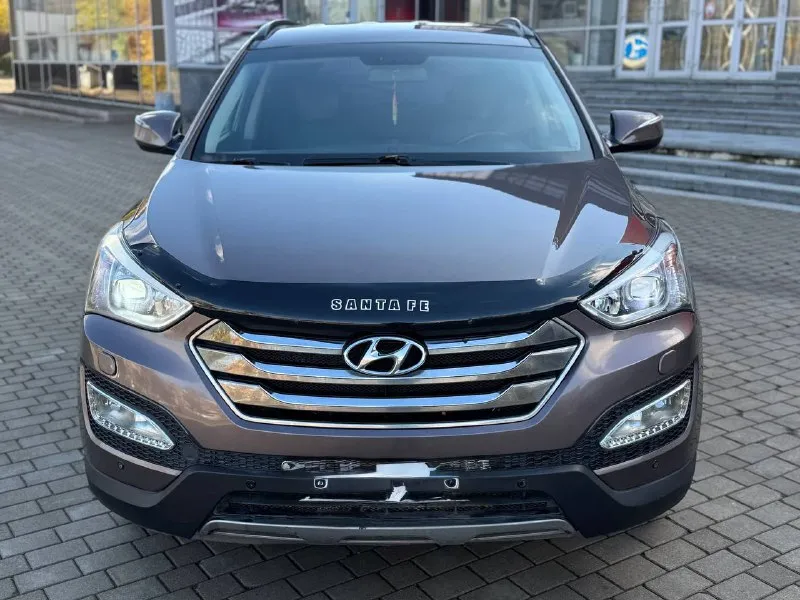 Продам hyundai santa fe, 2012 год 2.4 полный привод рабочи хорошая комплектация кожа климат старт стоп лед оптика камера заднего вида хорошая акустика партроники подогревый сидения 4штуки авто в отличном состоянии без вложений сель и поехал все остальные вопросы по телефону звоните в любое время!! +7949-467-65-94 цена 1.540.000₽ торг - фотография - 8