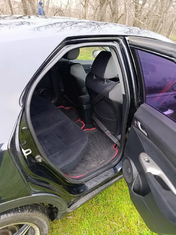 Honda цивик 5д.2008г. пробег 282тыс. в отличном состоянии. замена ходовой, новое сцепление, новые радиаторы цена 650000 тыс. торг г шахтёрск. +79494028216. 📞 звоните: +7(949)4028216 - фотография - 6