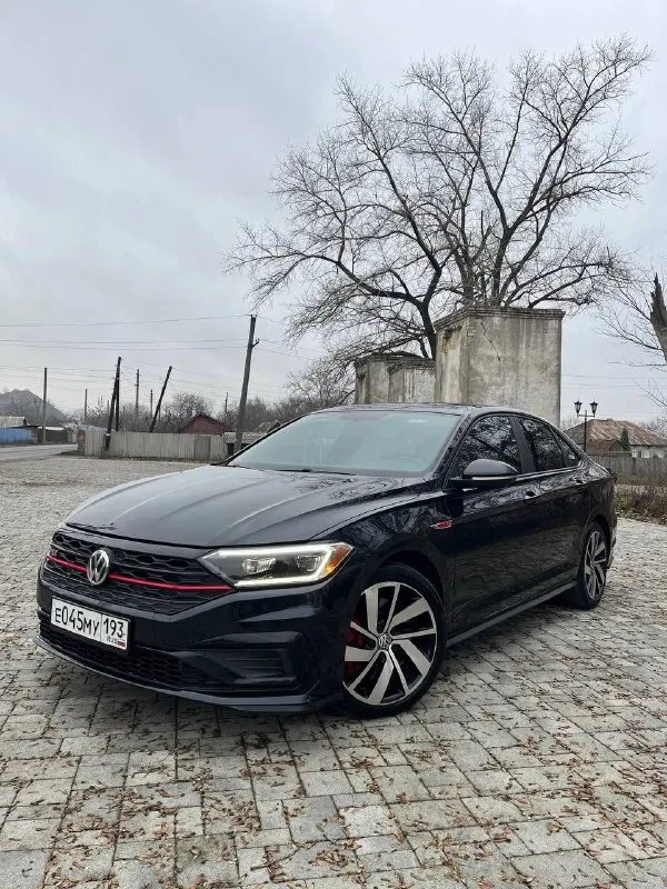 Продам volkswagen jetta gli 2019 года 2.0 турбо, коробка dsg dq-381. пробег 88 тыс. км. цена 2.3 🍋 а... - фотография
