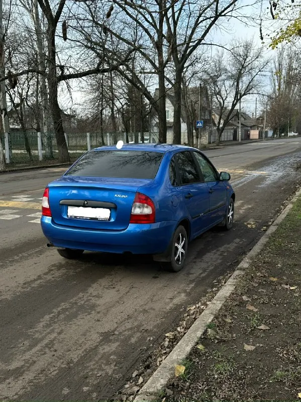 Продам ваз калину🚘 двигатель 1.6 2006 год пробег 178.000км по кузову все отлично, нет ни одного рыжика. двигатель не дымит, не троит, тяга отличная. коробка также без нареканий, все передачи включатся мягко, без хрустов и прочего. по ходовой все сделано. усилитель руля работает. установлена сигнализация с автозапуском. салон чистый, установлены сидения от гранты по документам полный порядок, переоформление без проблем! цена 300.000. связь в телеграмм↙️ ☎️ +79493327911 никита осмотр г. донецк 📞 звоните: +7(949)3327911 - фотография - 4