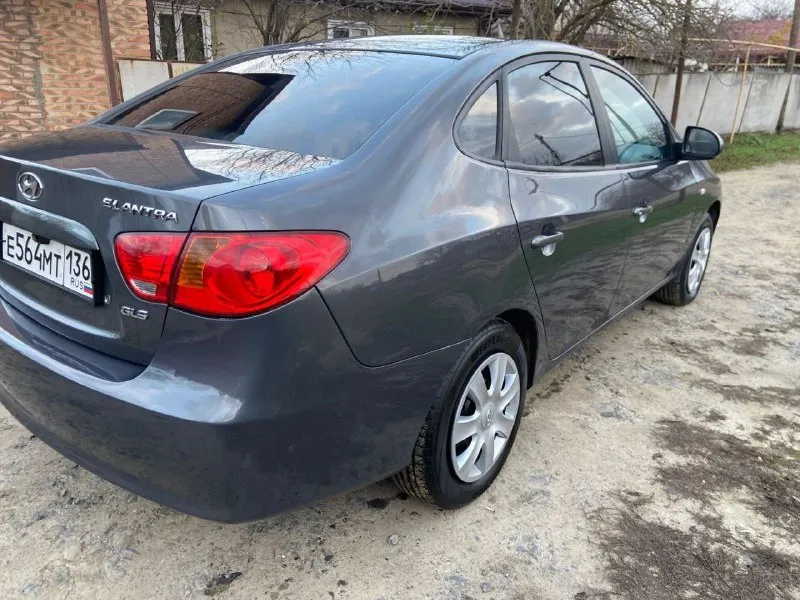 В продаже хундай элантра год 2010 коробка автомат кузов без гнили, и ржавчины отличная комплектация авто без вложений, цена 720,000 торг обмен +7949-850-18-31 телеграм +79054590111также и звоним 📞 на этот номер - фотография - 8