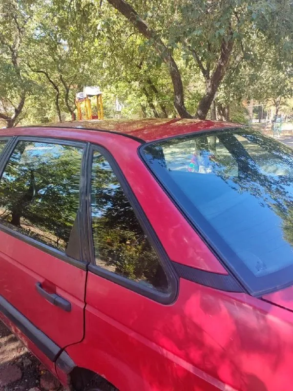 Volkswagen passat b3,1990, двс 1,8 бензин. после капремонта двс 30000км. расход по трассе 7,5,по городу 10. цена 200.000руб. торг. контактный телефон +79493159799 📞 звоните: +7(949)3159799 - фотография - 3