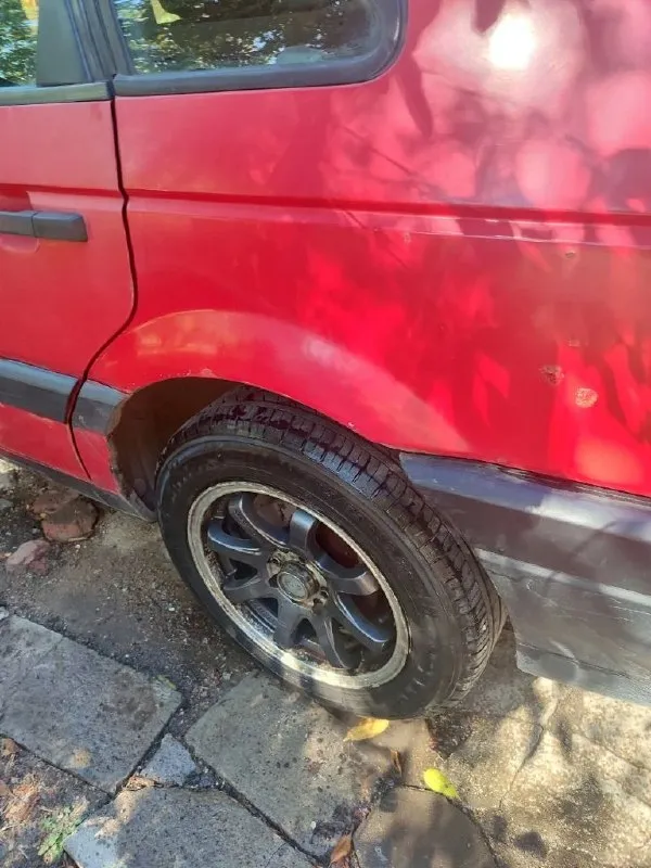 Volkswagen passat b3,1990, двс 1,8 бензин. после капремонта двс 30000км. расход по трассе 7,5,по городу 10. цена 200.000руб. торг. контактный телефон +79493159799 📞 звоните: +7(949)3159799 - фотография - 8