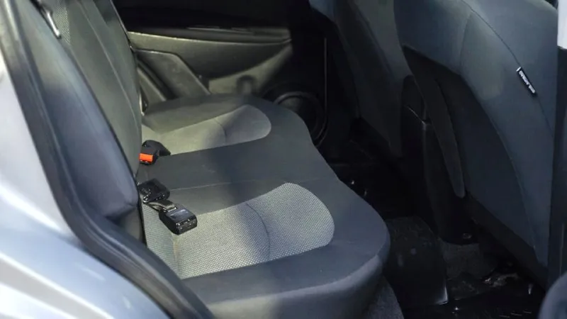 Продаю автомобиль nissan qashqai 2013 года. без дтп родной пробег 155000. птс оригинал. остекление всё заводское. мотор цепной 1,6 механика. два комплекта ключей. то проходила во время по регламенту. салон чистый ухоженный. по кузову как на фото гнили ржавчины нет. осмотр г. донецк звонить по номеру телефона +79496167298 или пишите в телеграмм если нет связи. цена 1000000 продажа с полным переоформлением. юридически чист. - фотография - 9