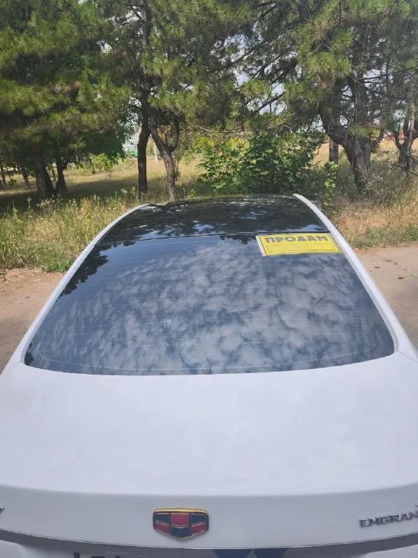 Продам geely эмгранд ес 7 год 2013 двигатель 1.5 с мкпп 5 ст. пробег 113 тыс. машина в хорошем состоянии. масло меняется каждые 6-7тыс. я 1 владелиц комплект зимней резины на дисках тоже отдам. цена 600 тыс. т. + 79490413957 г. волноваха звонить в любое время 📲 tg: николай 📞 звоните: +7(949)0413957 - фотография - 5