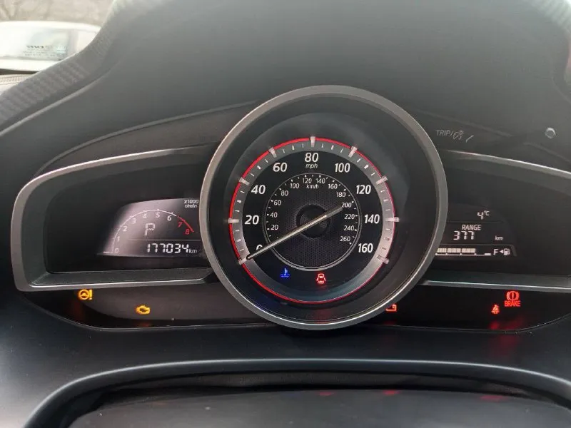 Продаю личный автомобиль mazda 3 2.0 автомат 2015 года выпуска. автомобиль в идеальном техническом и внешнем состоянии. цена 1.350.000. все вопросы по телефону: +79497129347 дмитрий 📲 tg: @zrdwd 📞 звоните: +7(949)7129347 - фотография - 3