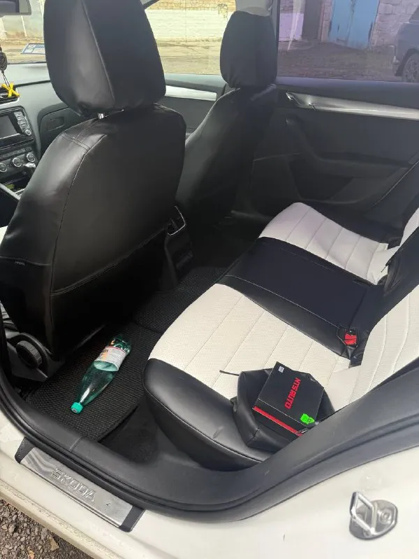 Skoda octavia a7 год выпуска: 2014 родной пробег автомобиля: 213 тыс. км : 1.8 турбо ( 180 л. с ) коробка: автомат (dsg) два комплекта колес зима/лето. комплектация: мультируль, штатная мультимедиа, круиз контроль, климат контроль, подогрев передних сидений, кондиционер, 4 эл. стеклоподъемника и т. д. машина в собственности 2 года, обслуживал своевременно, ходовая часть без нареканий. и коробка работают отлично. цена: 1.590.000 тыс. руб. торг присутствует. автомобиль находится в шахтёрске. обращаться по номеру: +79493118312 📞 звоните: +7(949)3118312 - фотография - 5