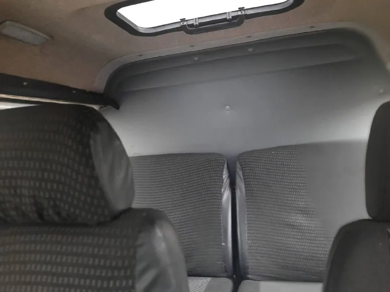 Продаётся газ соболь 27527 (грузопассажирский), 2020 г. в., 7-местный. • багажное отделение 3,4 м³ • двигатель cummins isf 2.8, экономичный дизель (расход за городом 7,6 л/100 км) • подключаемый полный привод • люк, круиз-контроль, бортовой компьютер • центральный замок, webasto • магнитола, система gps/глонасс-слежения • фаркоп • почти новый аккумулятор • пробег 50 тыс. км • один собственник, автомобиль в отличном техническом состоянии, не требует вложений цена 1 650 000 руб. , торг возможен только у автомобиля. возможна продажа с ндс. звонить на номер +79495563952 - фотография - 6