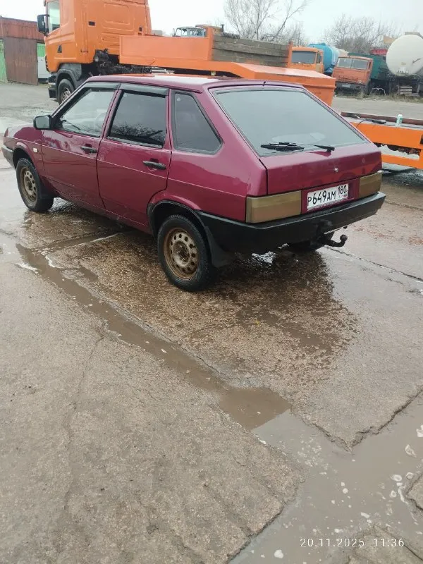 Продам ваз 2109. 1992 года газ. музыка + лето на титанах цена 210.торг все вопросы по телефону +79490036419 - фотография - 5