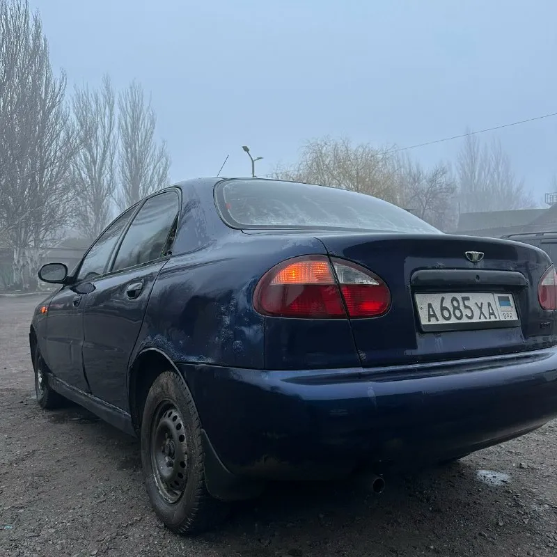 Донецк продам sens 1.3 учет днр постоянный, укр документы и номера. хозяин на связи, готов к переоформлению. брал как авто для работы, 20.11.2025 были поменяны: масло в коробке, масло в двигателе, масляный фильтр, диск сцепления, поставил абсолютно новую зимнюю резину. музыка ( магнитола и сзади 2 динамика ) хорошая тяга для этого двигателя. состояние по кузову видно. цена 95.000 рублей торг. 79498056432 📞 звоните: +7(949)8056432 - фотография - 3