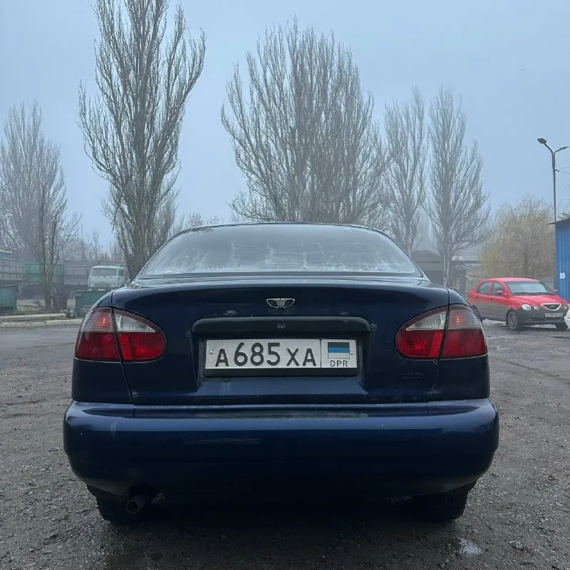 Донецк продам sens 1.3 учет днр постоянный, укр документы и номера. хозяин на связи, готов к переоформлению. брал как авто для работы, 20.11.2025 были поменяны: масло в коробке, масло в двигателе, масляный фильтр, диск сцепления, поставил абсолютно новую зимнюю резину. музыка ( магнитола и сзади 2 динамика ) хорошая тяга для этого двигателя. состояние по кузову видно. цена 95.000 рублей торг. 79498056432 📞 звоните: +7(949)8056432 - фотография - 5