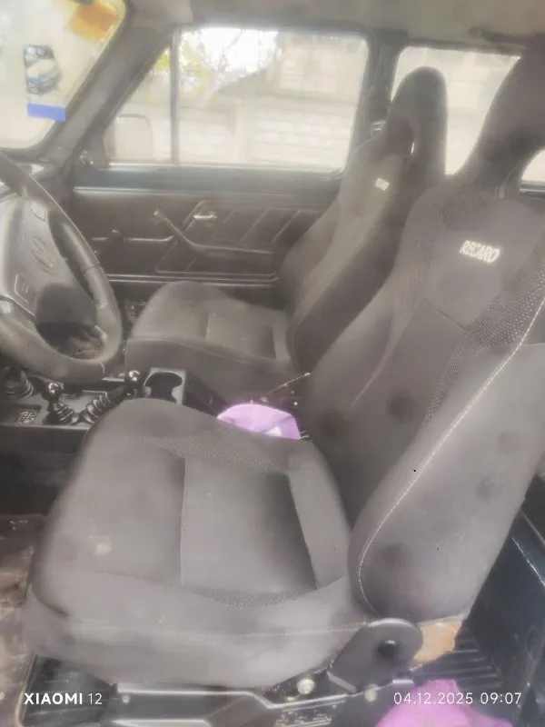 Продам авто 97 года, инжектор, гидро усилитель руля, луфтована без вложений, двигатель, ходовая, раздатка, коробка передач в хорошем состоянии, документы чистые, гнили нет, цена 355 + торг уместен звоните 24/7 доставка+79259572411 - фотография - 9