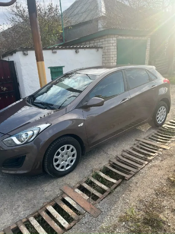 Продам hyundai i30, в отличном состоянии все подробности по телефону +79493560267 цена 1милион 📞 звоните: +7(949)3560267 - фотография - 5