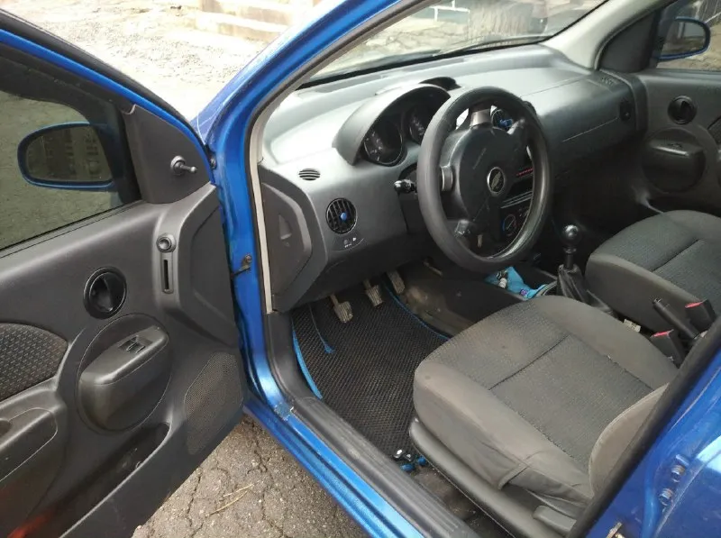 Продам авео 2006г, обьем 1.5,с кондером, цена 320т. р. 79493290856,осмотр старобешего 📞 звоните: +7(949)3290856 - фотография - 4