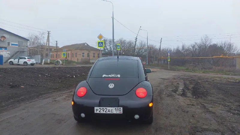 Продаётся авто в достойном состояние ! полностью обслужен !!! цена 700 т. р. хороший торг будет реальному покупателю !!! находиться в старобешево. +79493767984 в ваз. volkswagen вееtlе 2004 года пробег 131 км. коробка автомат. 2 л. в комплекте резина хорошая зима -лета. !!! 📞 звоните: +7(949)3767984 - фотография - 5