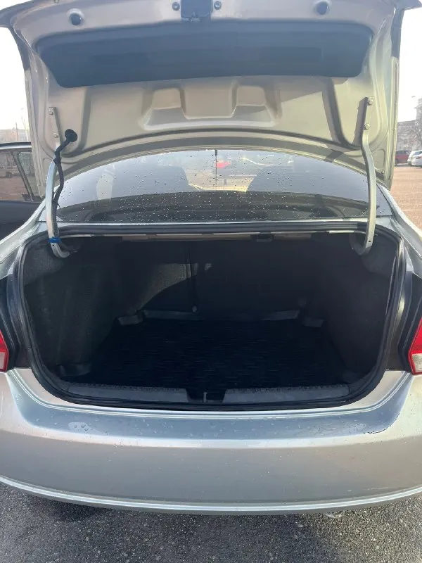 Volkswagen polo •год - 2010 • - 1,6 бензин ( 105 л. с ) •коробка - автомат по технике хороший, всё работает, кондиционер работает, коробка не пинает. по кузову выглядит опрятно. резина - стоит хорошая зима. 2 ключа. не такси и не каршеринг. 4 собственника. донецк цена 720т. р. (небольшой торг) +79493345010 📞 звоните: +7(949)3345010 - фотография - 8