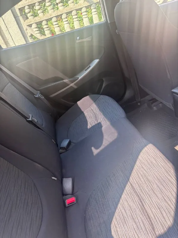 Продается авто hyundai солярис 2014 года выпуска коробка автомат в сером цвете пробег родной 94800 машина в отличном состоянии +79493504045 г. енакиево цена 950000 торг 📲 tg: 👮 📞 звоните: +7(949)3504045 - фотография - 5