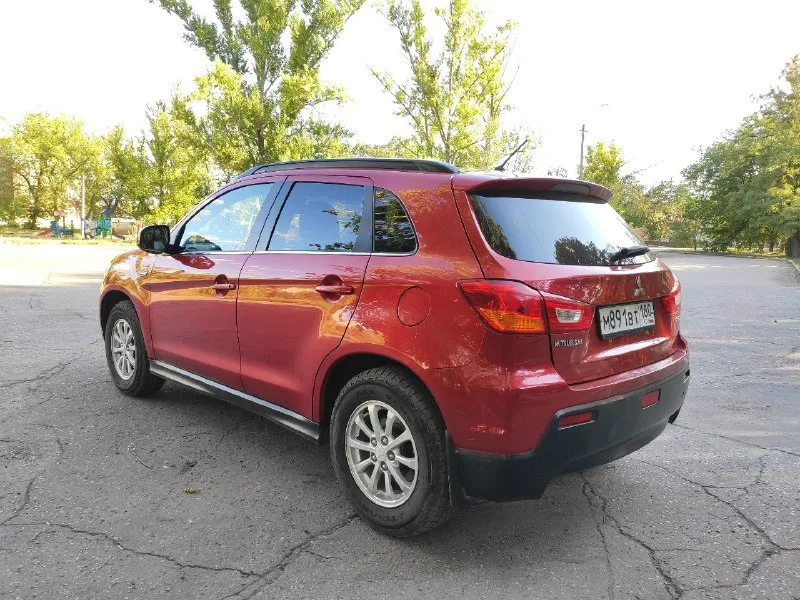 Продам mitsubishi asx, 2010год, мотор 1.8, акпп, пробег 194000км, передний привод, хорошая комплектация на коже, климат контроль, обогрев сидений, мультируль и т. д. 2 ключа, сервисные книги, 2 хозяина! машина обслужена в хорошем состоянии! цена 1.150.000руб. торг. +79494015152 📞 звоните: +7(949)4015152 - фотография - 3