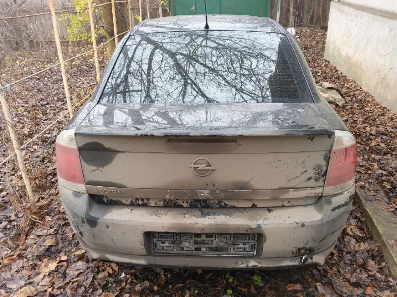 Opel vectra c 2007 год, двигатель 1,6 в рабочем состоянии коробка тоже ! под восстановление. находится в горловке цена 200к ! номер для связи +79490038267 📲 tg: a 📞 звоните: +7(949)0038267 - фотография - 3