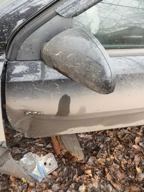 Opel vectra c 2007 год, двигатель 1,6 в рабочем состоянии коробка тоже ! под восстановление. находится в горловке цена 200к ! номер для связи +79490038267 📲 tg: a 📞 звоните: +7(949)0038267 - фотография - 6