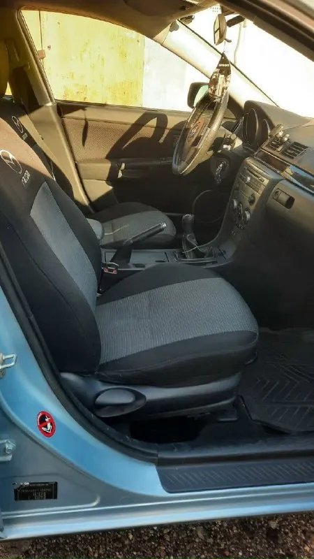 Mazda 3,1.6,пробег195тыс, пробег родной, механика, кондиционер, подогрев сидений, электроника рабочая, не крашена, резина зима лето, два ключа, двигатель в идеале, ходовая в отличном состоянии, салон ухожен. цена:530000р, торг у капота. тел:+79493360440 📞 звоните: +7(949)3360440 - фотография - 6
