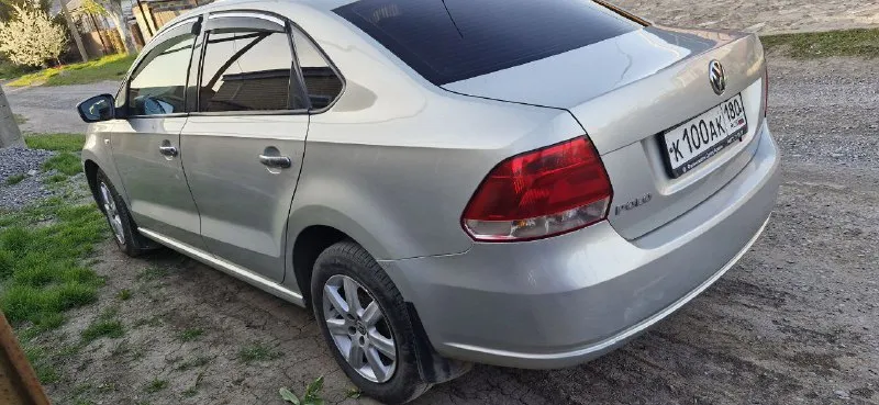 Продается volkswagen поло 2012 год двигатель 1.6 бензин, 6 ст. автомат, родной пробег. максимальная комплектация, машина вся обслужена, вложений не требует. стоит новая резина. цена 850 000 ₽ (без торга) +79493259002 📞 звоните: +7(949)3259002 - фотография - 3