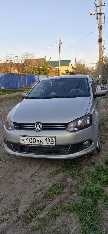 Продается volkswagen поло 2012 год двигатель 1.6 бензин, 6 ст. автомат, родной пробег. максимальная комплектация, машина вся обслужена, вложений не требует. стоит новая резина. цена 850 000 ₽ (без торга) +79493259002 📞 звоните: +7(949)3259002 - фотография - 4