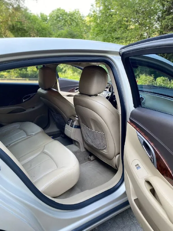 Buick lacrosse 2013 2.4 гибрид кожаный салон с деревянными вставками, мультируль, цветной многофункциональный дисплей, электропривод водительского сидения, abs, ebd, bas, tsc, круиз-контроль, парктроник, климат-контроль, датчик света и многое другое. машина не требует ремонта, кузов без коррозии. агрегаты исправны. донецк вопросы только по телефону 850 тыс. руб, торг +7 (949) 331-21-77 📞 звоните: +7(949)3312177 - фотография - 8