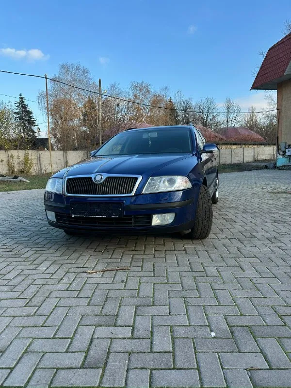 Skoda octavia a5. автомобиль в отличном состоянии и прекрасном цвете. 2008 год выпуска. двигатель 1.... - фотография
