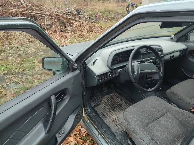 Продам ваз 2114 2008 г. в. в хорошем состоянии. кузов без ржавчины, днище и пороги без гнили. двигатель, кпп, ходовая без нареканий. пробег 200 тыс км. автомобиль вложений не требует никаких. с документами порядок. цена 225 тыс руб. макеевка. вопросы по телефону +79494870305 📞 звоните: +7(949)4870305 - фотография - 7