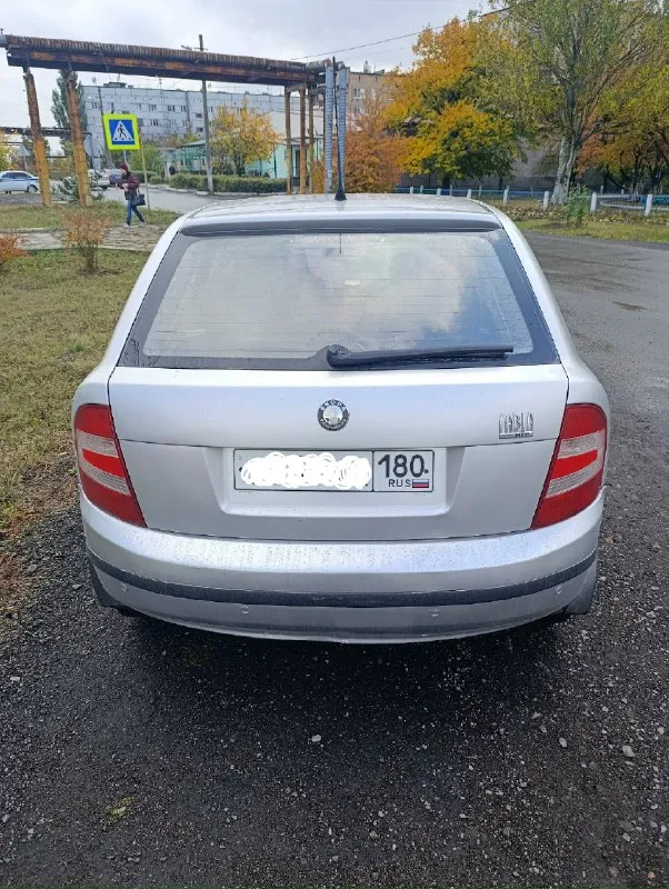 Продаю собственный авто skoda fabia 1,2 mt, 2005 г. побег 215 000 км 3 владельца по птс кузов оценкован, двигатель как часики, коробка в идеале, ходовка как мячик комплектация - мр3, кондиционер, парктроник, сигнализация два комплекта резины юридически чистая цена 350 000 руб. (торг у машины) +79493398250 📞 звоните: +7(949)3398250 - фотография - 2